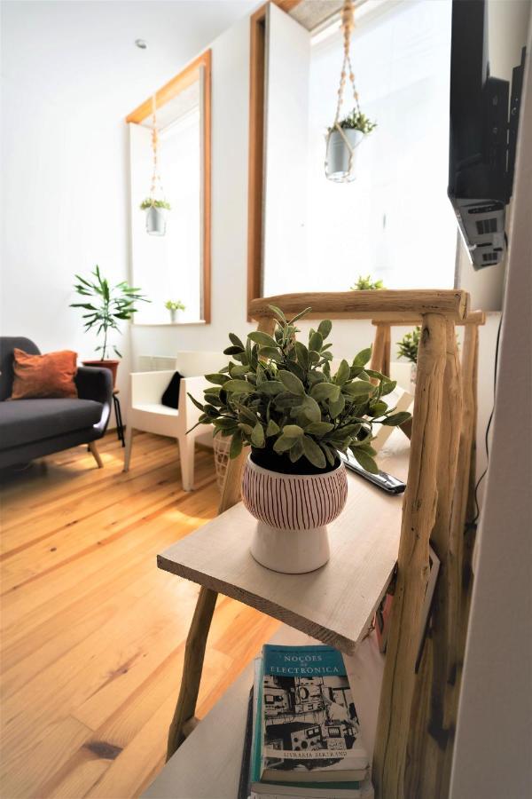 Downtown Porto Relaxed Apartment With Private Yard Exterior foto